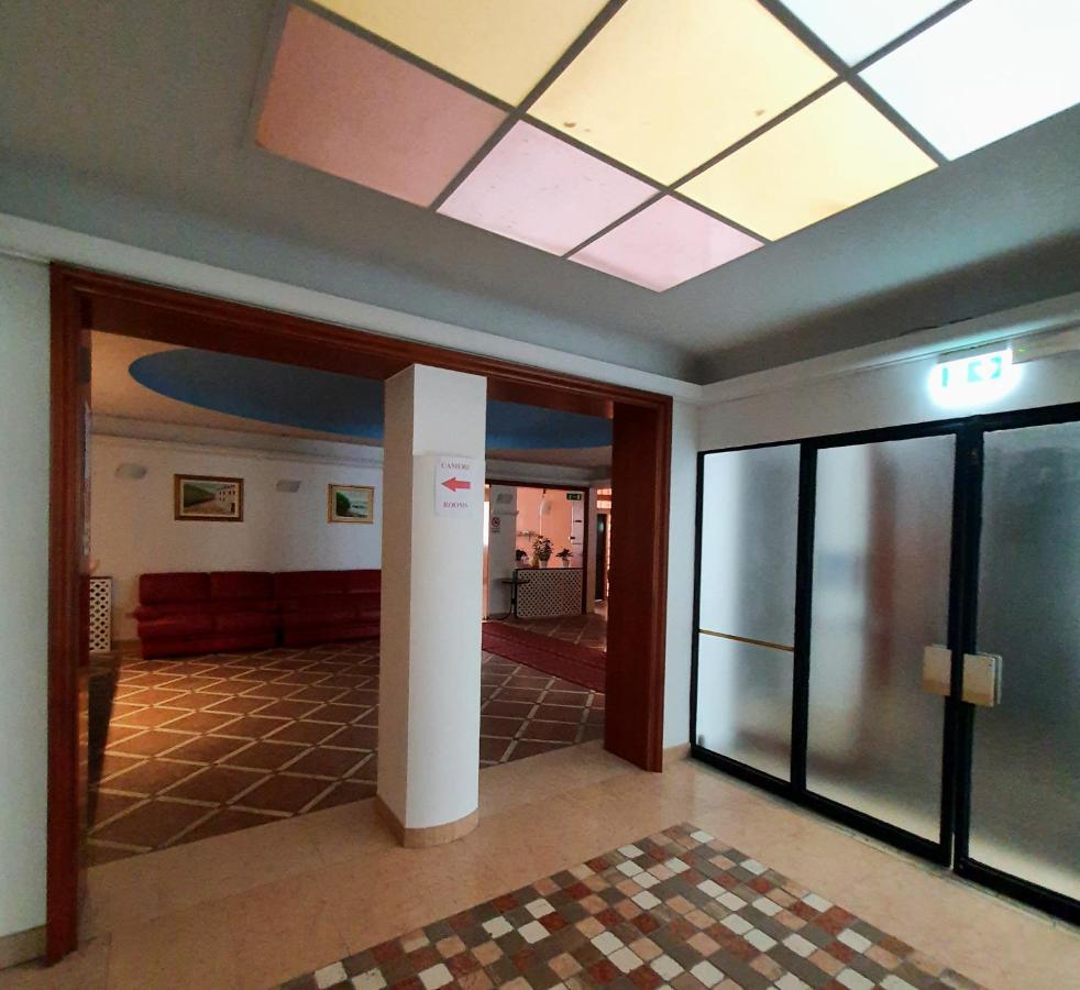 Hotel Perla Massa Lombarda Exterior photo
